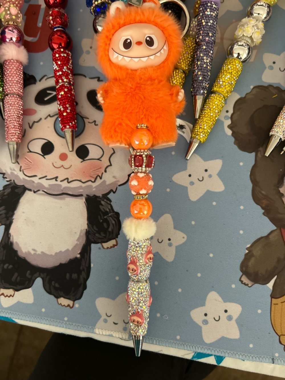 Beaded Rhinestone Pens & Luxury Toys - Picture 3 of 16